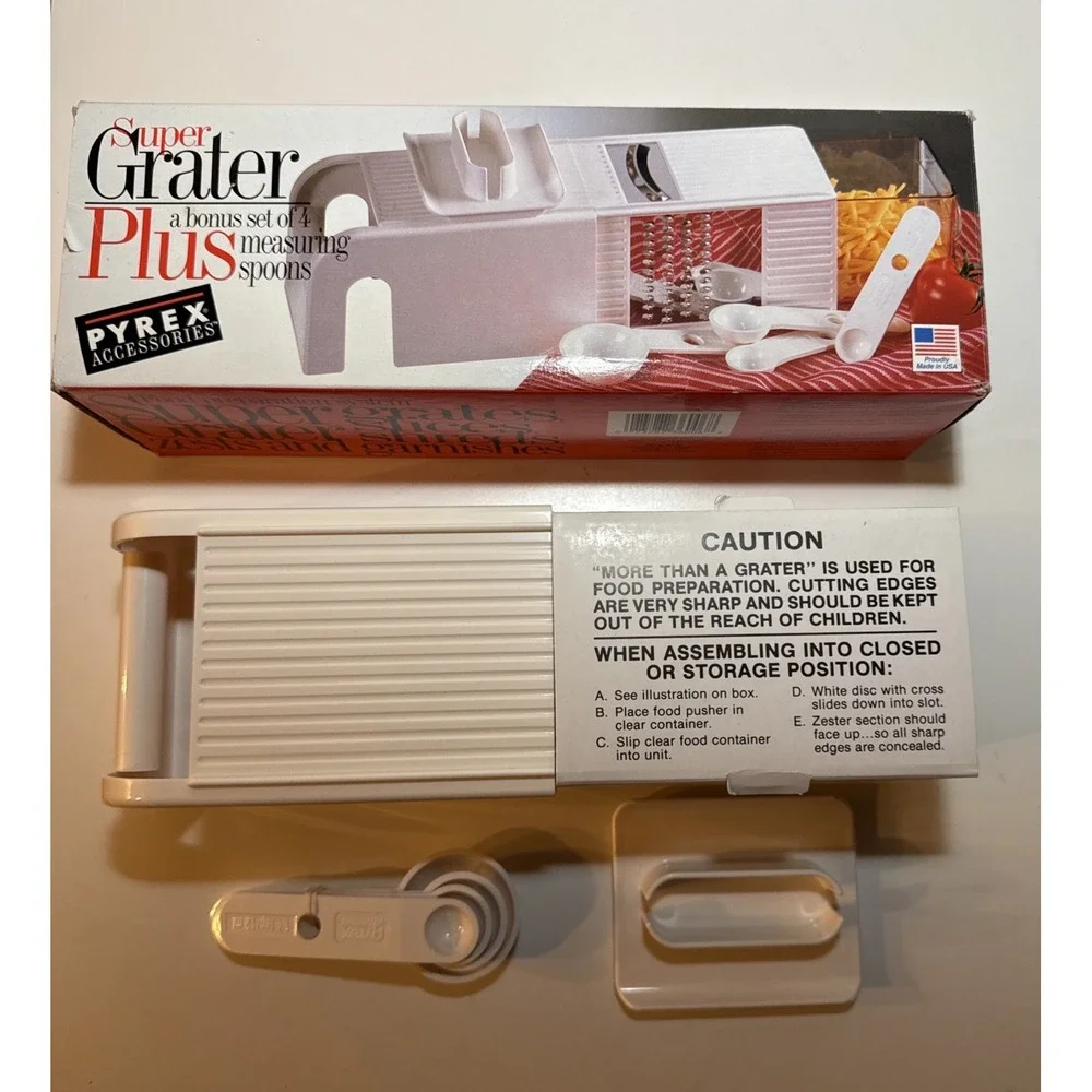 Vintage Pyrex Super Grater Plus Measuring Spoons Kitchen Set Accessories NIB